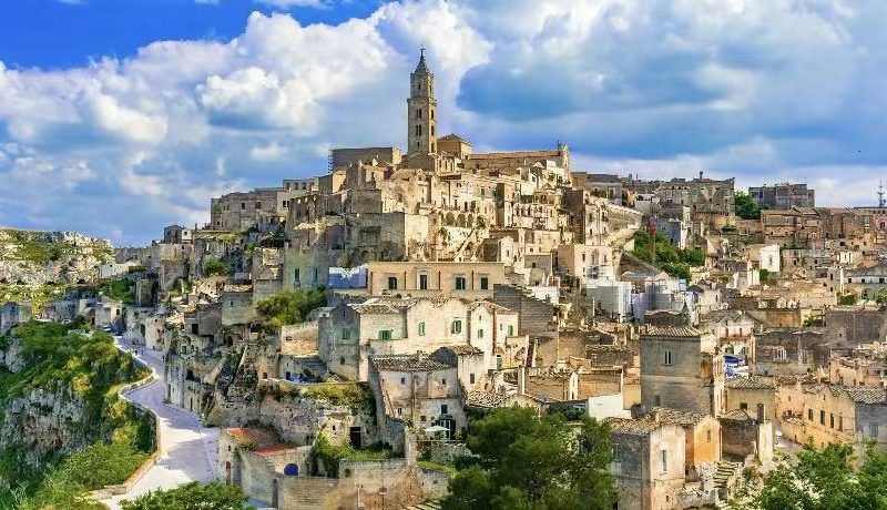 Matera, Italy A Thousand-Year Fairy Tale Carved into the Rock Face