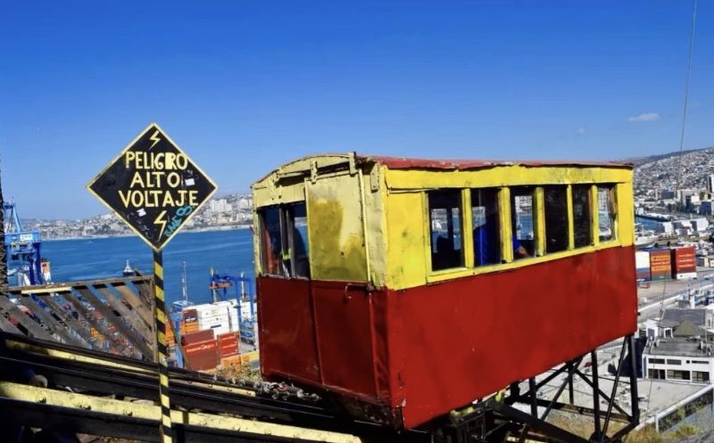 Vintage Funicular, Valparaíso Chile